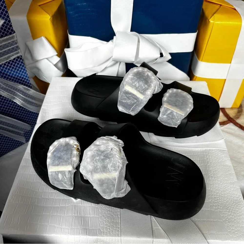 Stuart Weitzman Pearl Buckle Slide - Picture 3 of 8